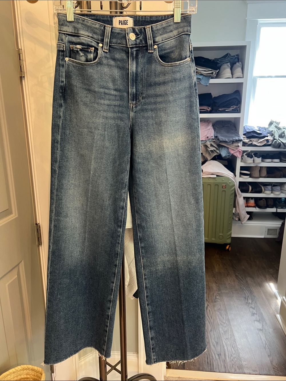 PAIGE Anessa 31” inseam Wide Leg Jeans in Medium Wash Blue